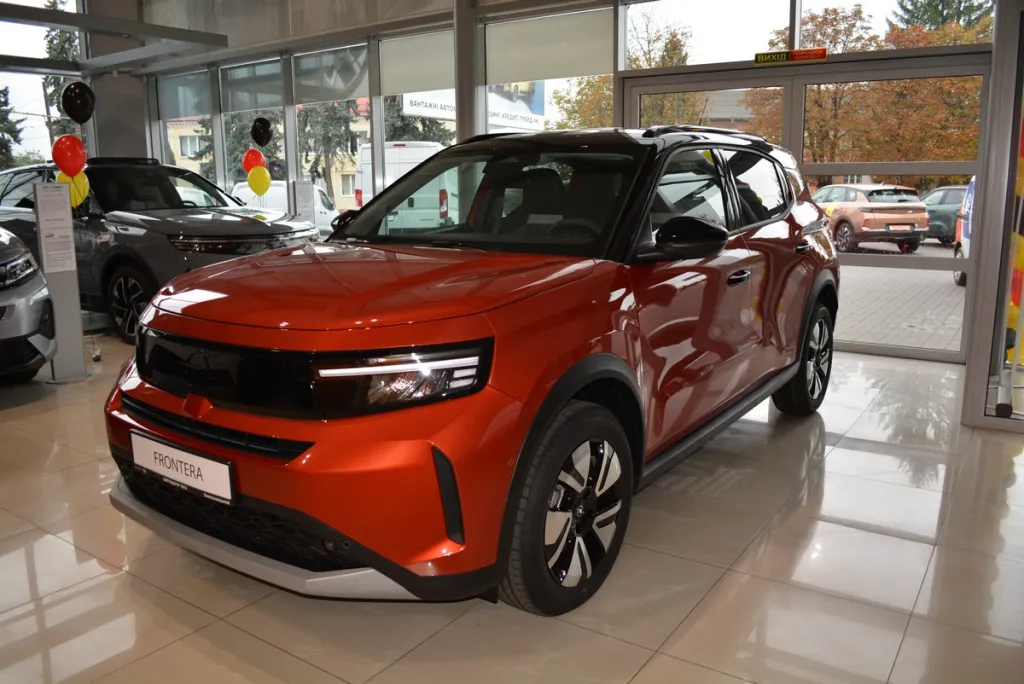 Opel Frontera 1.2 гібрид 136к.с. 6АТ GS - 2026 рік