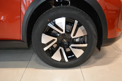 Opel Frontera 1.2 гібрид 136к.с. 6АТ GS - 2026 рік