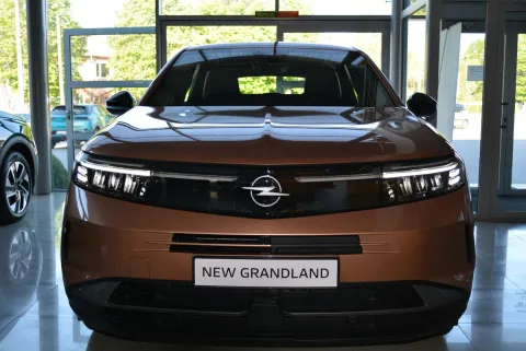 Opel Grandland 1.6 бензин 180 к.с. 6АТ Edition 2025 рік