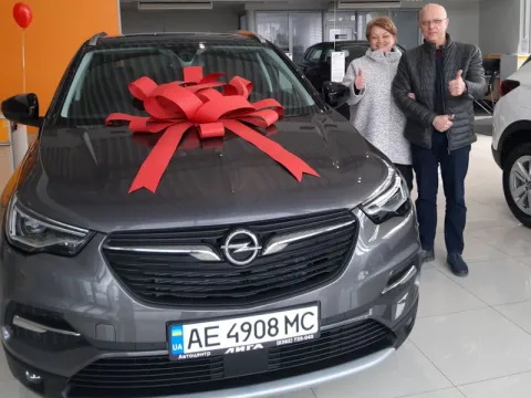 Щасливий клієнт Opel ЛІГА